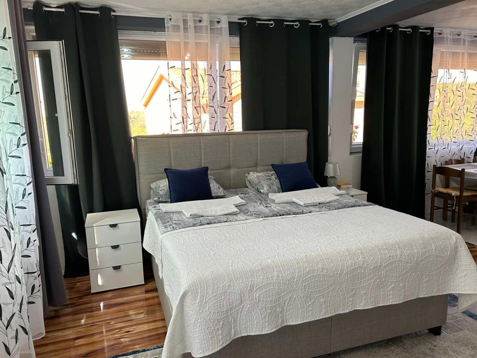 Apartman Glorija โกตอร์ ภายนอก รูปภาพ